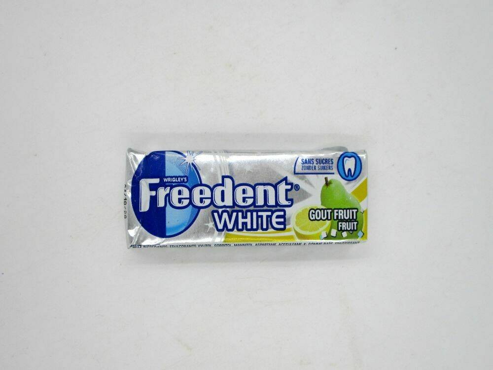 Freedent chewing Gum White Gout Fruit sans sucre 14g